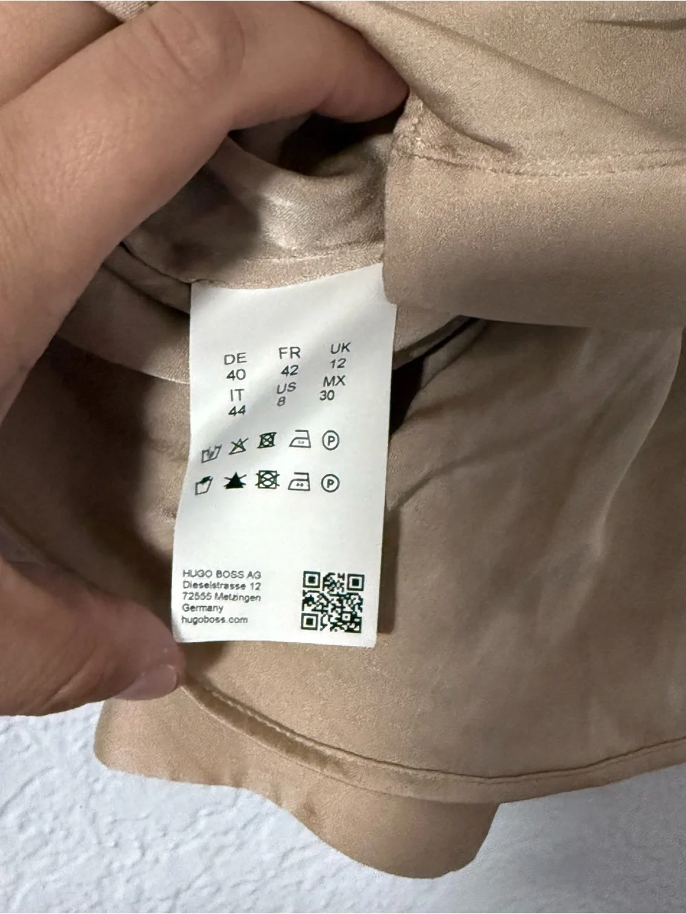 Hugo Boss Womens long sleeve silk Tan Tie-Neck Blouse US 8